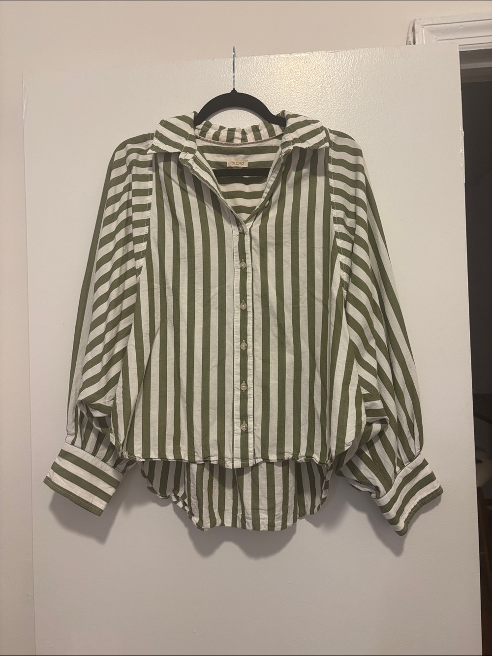 Olive & White Striped Button-Front Women’s Shirt Balloon Sleeves